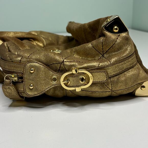 Rafe New York Quilted Metallic Good Distressed Leather Shoulder Bag - Picture 13 of 14